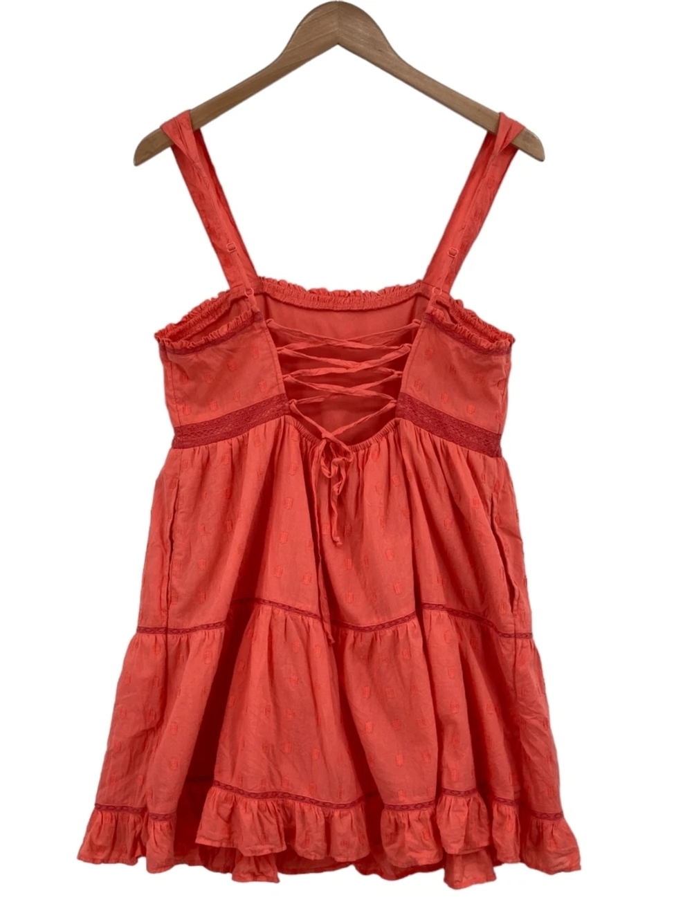 AMERICAN EAGLE Coral Tiered Sundress with Ruffled Hem - Picture 4 of 11